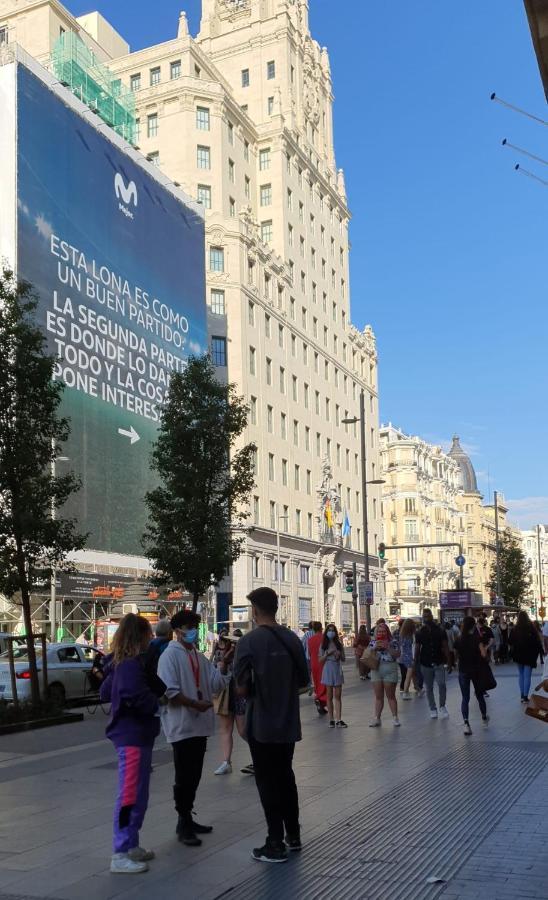 Gran Via. Salud. Puerta Del Sol. Callao. Madrid Exteriör bild